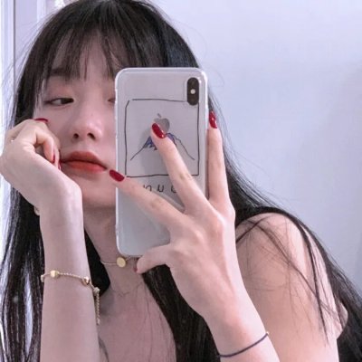 碧窗艳影